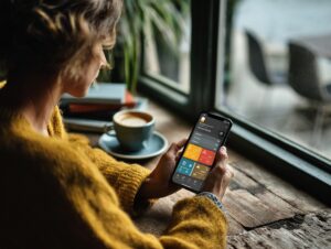 App de automatización con IA en uso